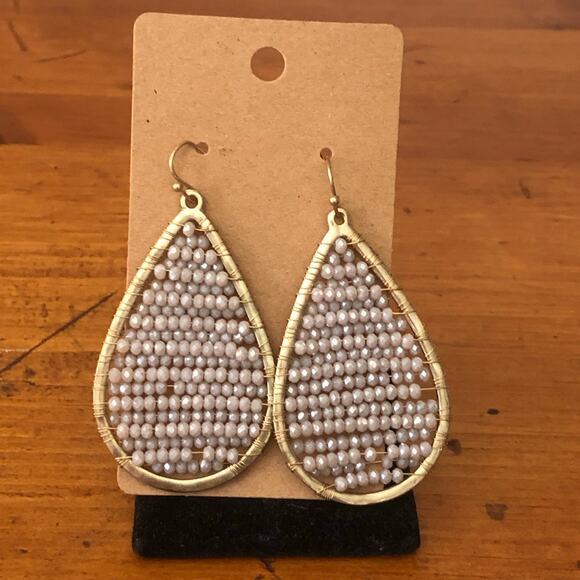 Marlyn Schiff Gold Teardrop Black Druzy Beads Dangle Drop Earrings Hook New - Picture 1 of 8